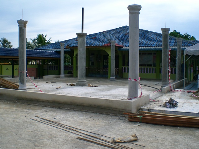 [surau8[9].jpg]