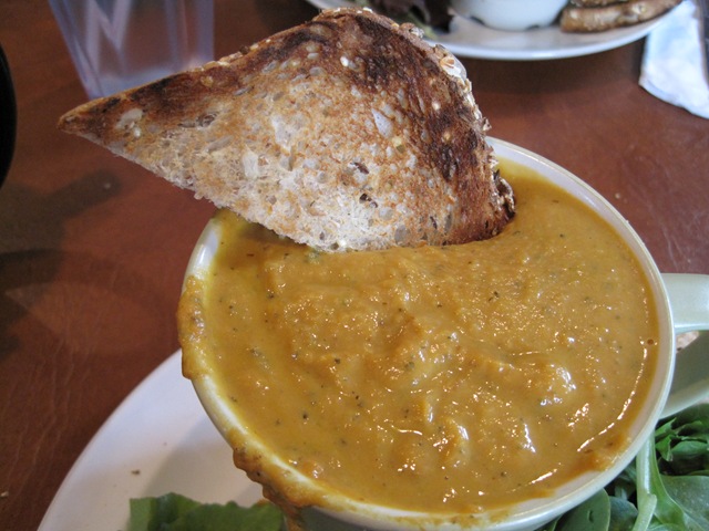 [September 2009 1007[3].jpg]