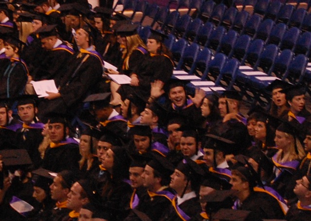 [grad 028[1].jpg]