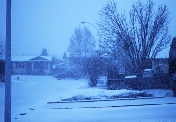 20110414 snow in april (1) edit