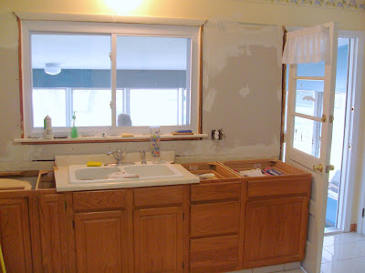 http://lh6.ggpht.com/_H6OF0iQPPIQ/Siwp2krj1hI/AAAAAAAARP0/rvrxZB2wNu0/s400/Kitchen%20015.jpg