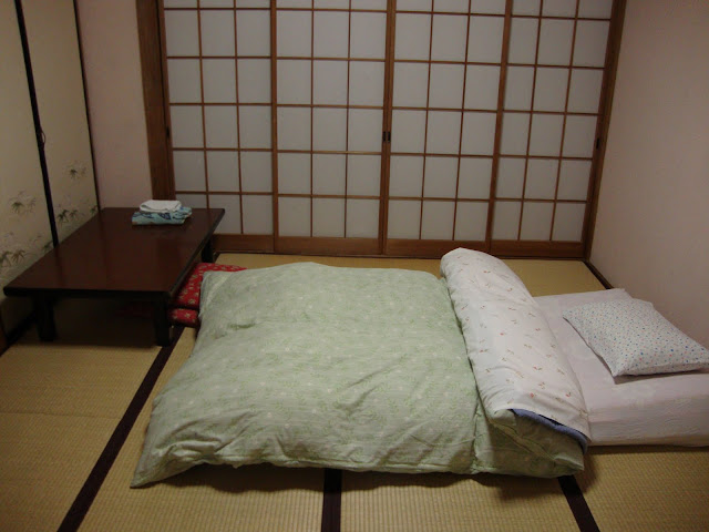 Salle De Bain Marocaine Traditionnelle : Salle de bain japonaise traditionnelle : Un Suisse au Japon Tel le … Salle De Bain Marocaine Traditionnelle : Salle de bain japonaise traditionnelle : Un Suisse au Japon Tel le …