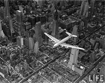 airplane_over_manhattan_sm 1.jpg