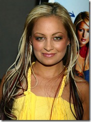masl05_nicole_richie_2003