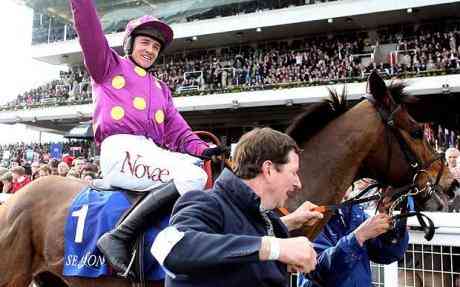 Big Zeb - Cheltenham Festival 2010 day dual live