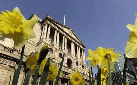 BoE rate setters note acceleration risk from diseased pound