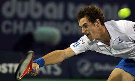 Andy Murray stretches for a shot during his better to  Janko Tipsarevic 