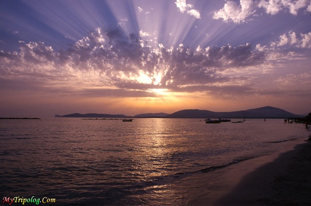 [balda_sunset_sardinia_beach-italy[10].jpg]