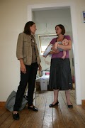 Besuch von der Oma: Tochter und Enkel? (Foto: Jan Thomas Otte) Hansen 003.jpg