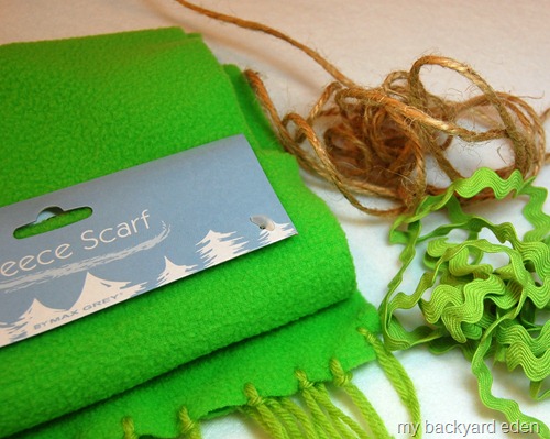 Mitten Garland Materials
