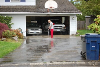 [cleaning the driveway 003[2].jpg]