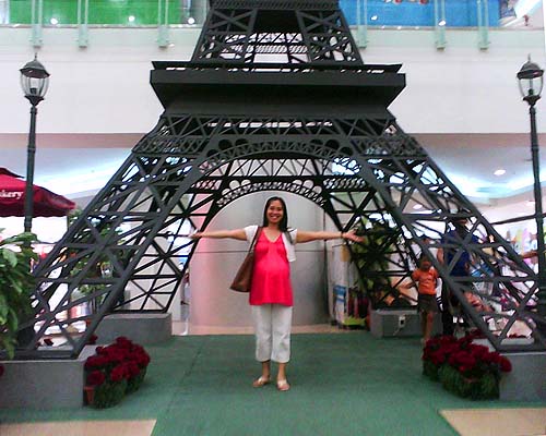 Jovy beneath Eiffel Tower
