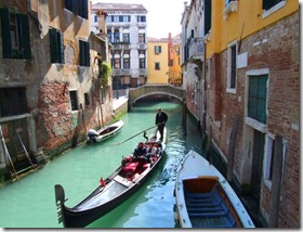 Venice_Gondola_ride