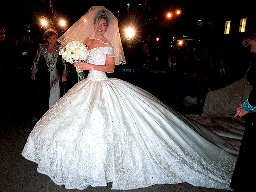 boda thalía vestido de novia