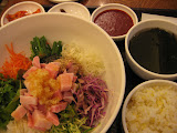 Sashimi bibimbap