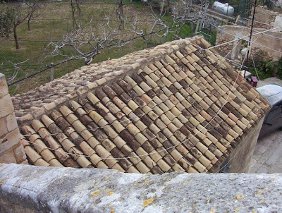 Image of Antico tetto con tegole