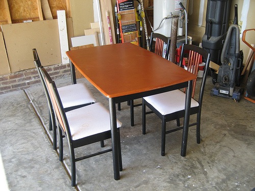 [table[4].jpg]