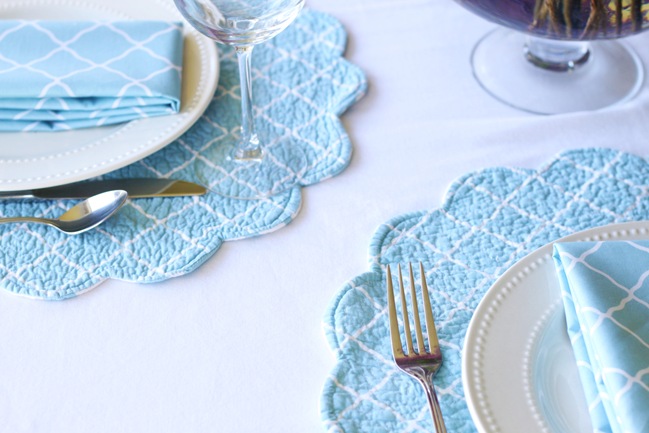 blue white placemats