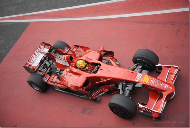 VALENTINO ROSSI TEST FERRARI