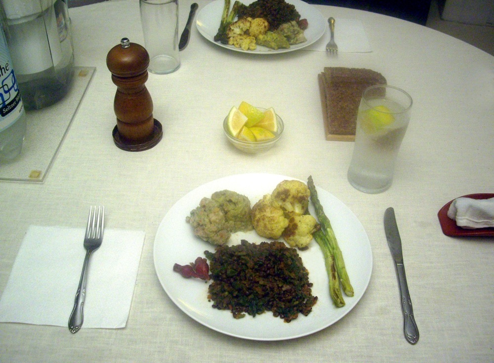 [lentils with bonus greens[12].jpg]