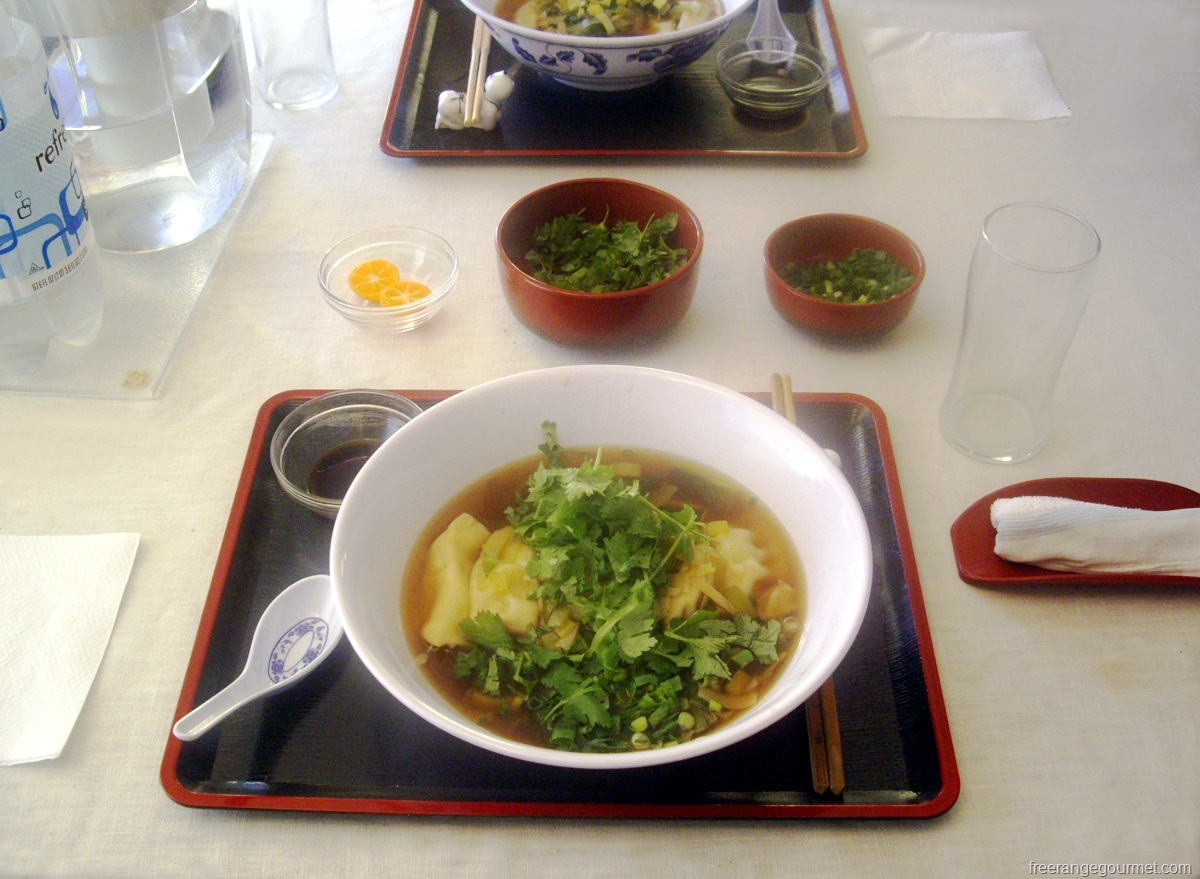 [Gyoza soup[3].jpg]