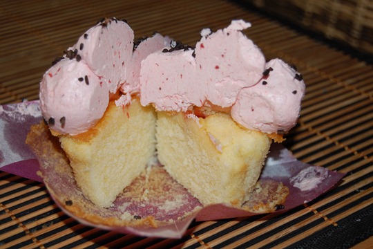 Ströck Cupcake Erdbeere