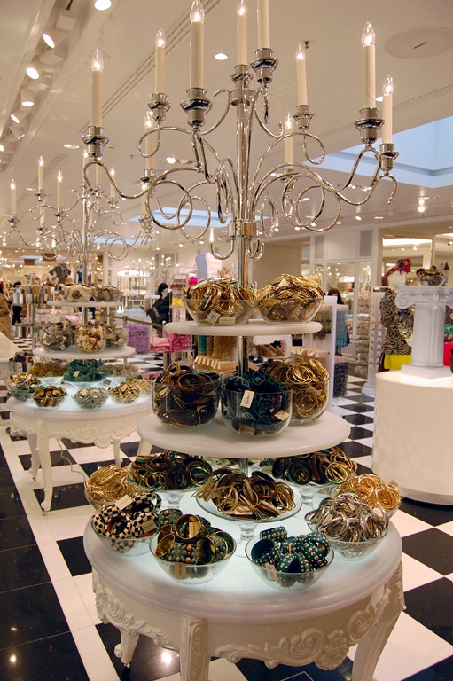 [Forever 21 Wien Mariahilferstraße7[6].jpg]