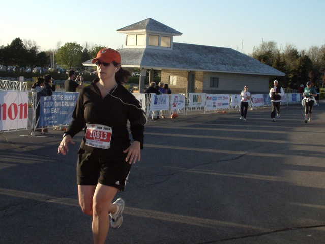 [Lo_Mississauga 10k 2007[1][2].jpg]
