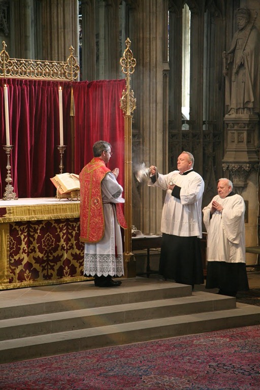 [Misa-Tridentina---York-35.jpg]