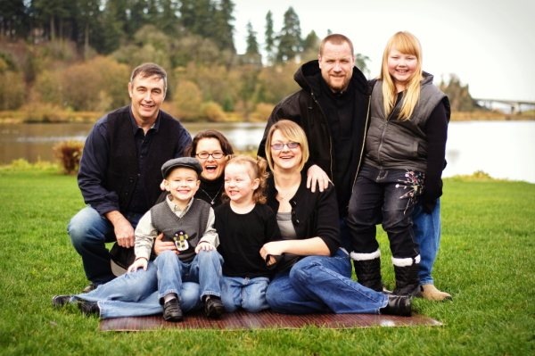 [Family-4[4].jpg]