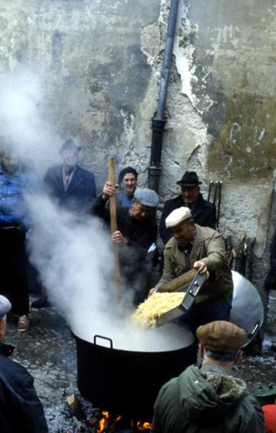 [Scanno_Benedizione_Sagne_Ricotta_07[3][1].jpg]
