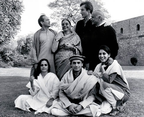 [Shantum Seth with his family. Photograph by Graciela Iturbide[6].jpg]