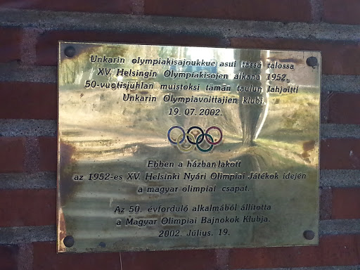 Unkarin Olympiajoukkueen Muistolaatta