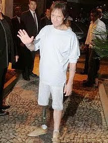 http://lh6.ggpht.com/_IcxGGGYPIjA/TTw4ZGOpoyI/AAAAAAAAABk/yUSJshD7Tqw/s400/roberto-de-bermuda.jpg