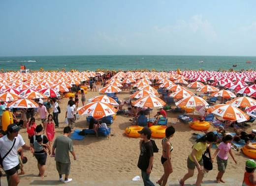 funny_korean_beach_5.jpg