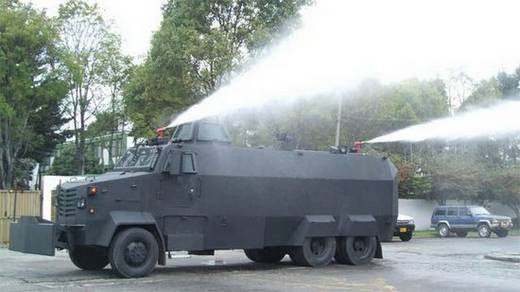 cool_cop_car_12.jpg