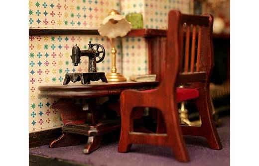 funny_doll_house_12.jpg