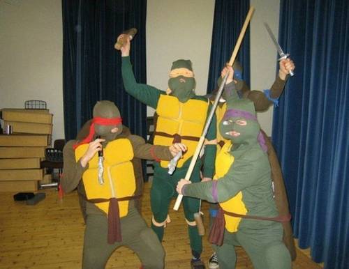 funny_cosplay_30.jpg