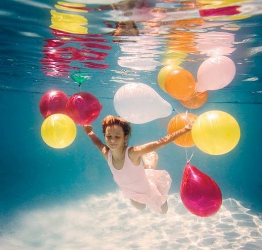 girls_and_water_3.jpg