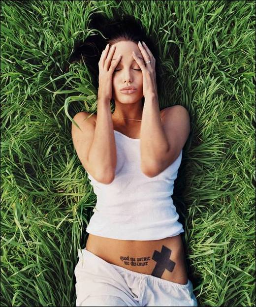 angelina_jolie_47.jpg