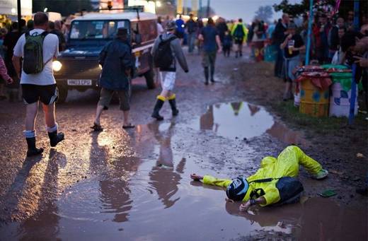 glastonbury_rock_festival_16.jpg