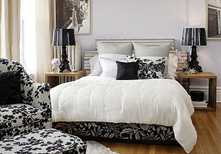 [design inc black and white bedroom (1)[3].jpg]