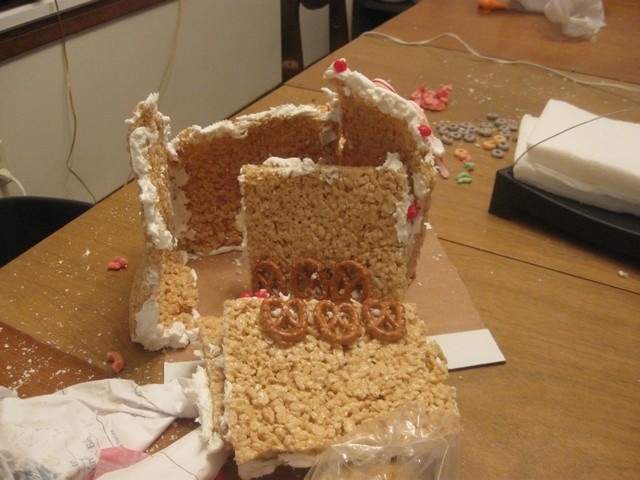 [rice krispy houses 15[2].jpg]