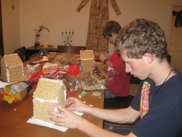 [rice krispy houses 05[3].jpg]
