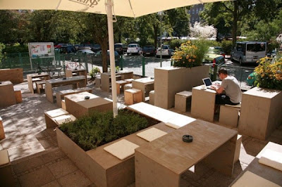 6 Tintin BerlIn bar restaurante Karhard Architektur terraza e1270646454733 Un viejo almacén convertido en un restaurante