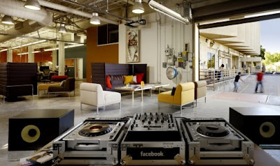 Oficinas de facebook 3764887599 41675b5f1e o Así son las oficinas centrales de Facebook