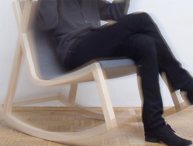 murakami%20chair%203 Una mecedora que genera luz con el balanceo
