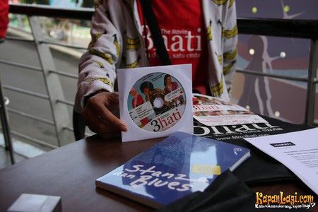Merchandise Press Conference-Klik untuk Melihat Foto Lainnya Ini beberapa merchandise press conference kemaren