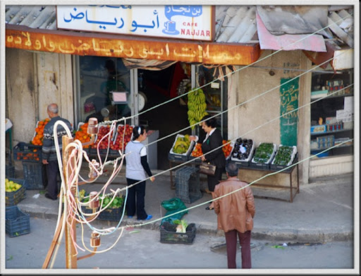 Neighborhood Grocer