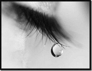 Tears-eyes-16143904-500-368